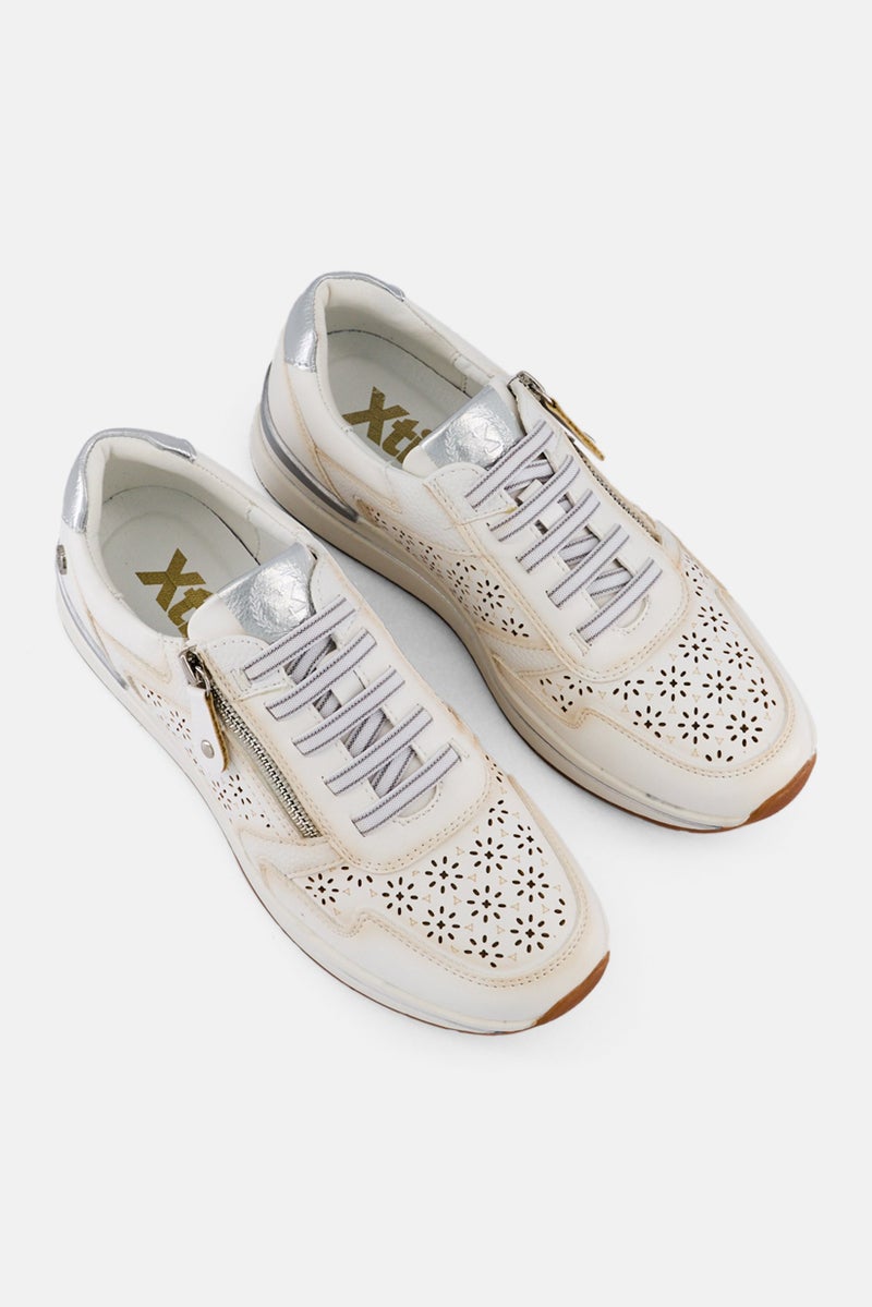 Xti Women Z,C Plata Zipper Casual Shoes, Off White - Image 2